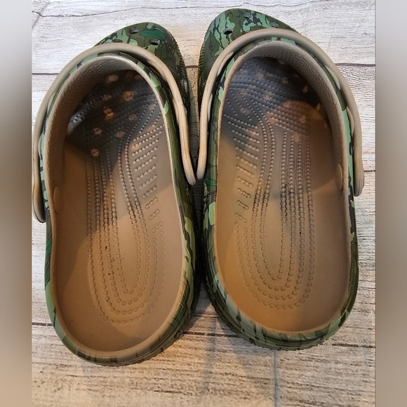 Luke Combs Limited Edition Crocs Camoflauge Size W8 M6 Comfortable No charms! - Picture 4 of 8